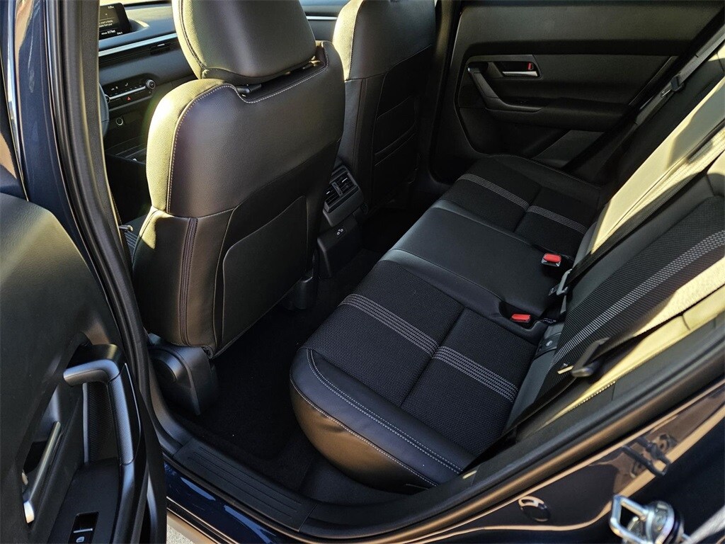 2026 Mazda CX-50 2.5 Select photo 4