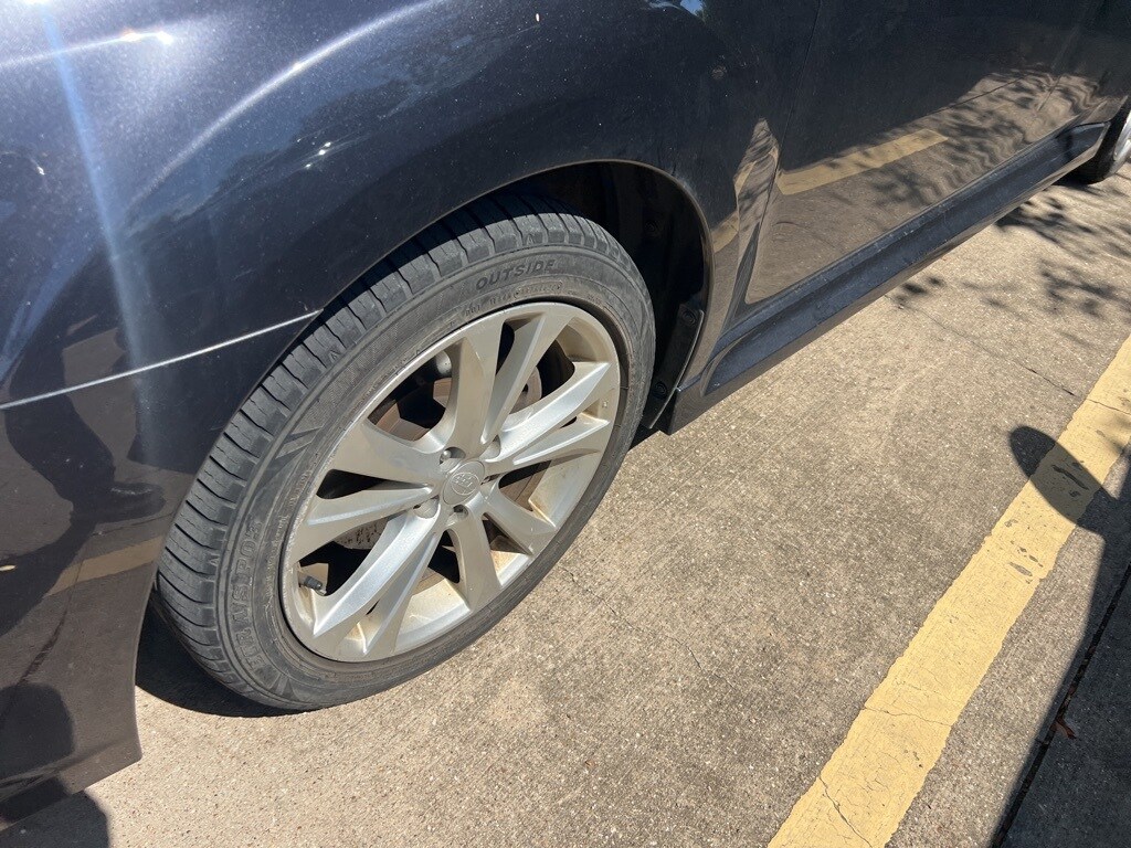 2013 Subaru Legacy 2.5i photo 4