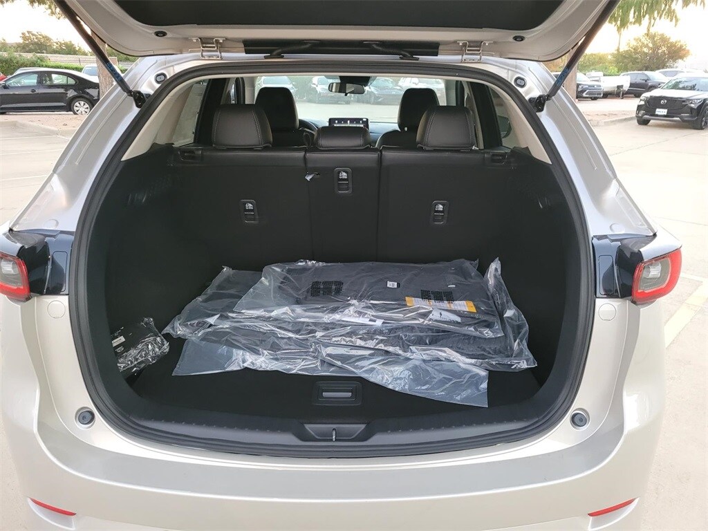 2025 Mazda CX-5 2.5 Select photo 4