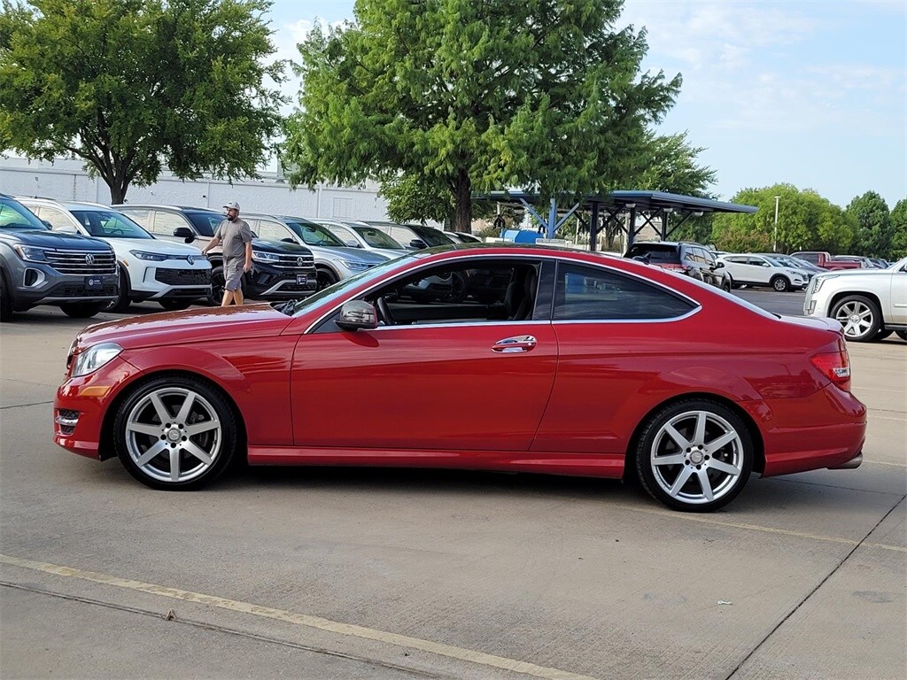 2015 Mercedes Benz C 250 Coupe photo 4