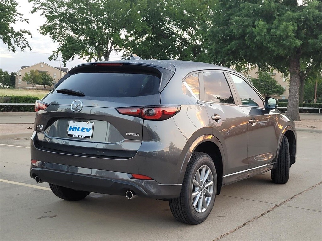 2025 Mazda CX-5 2.5 S Preferred photo 3