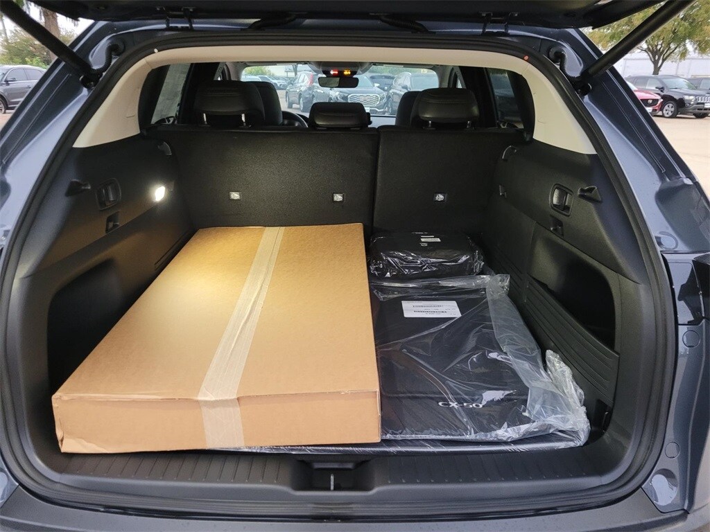 2026 Mazda CX-50 Premium photo 3