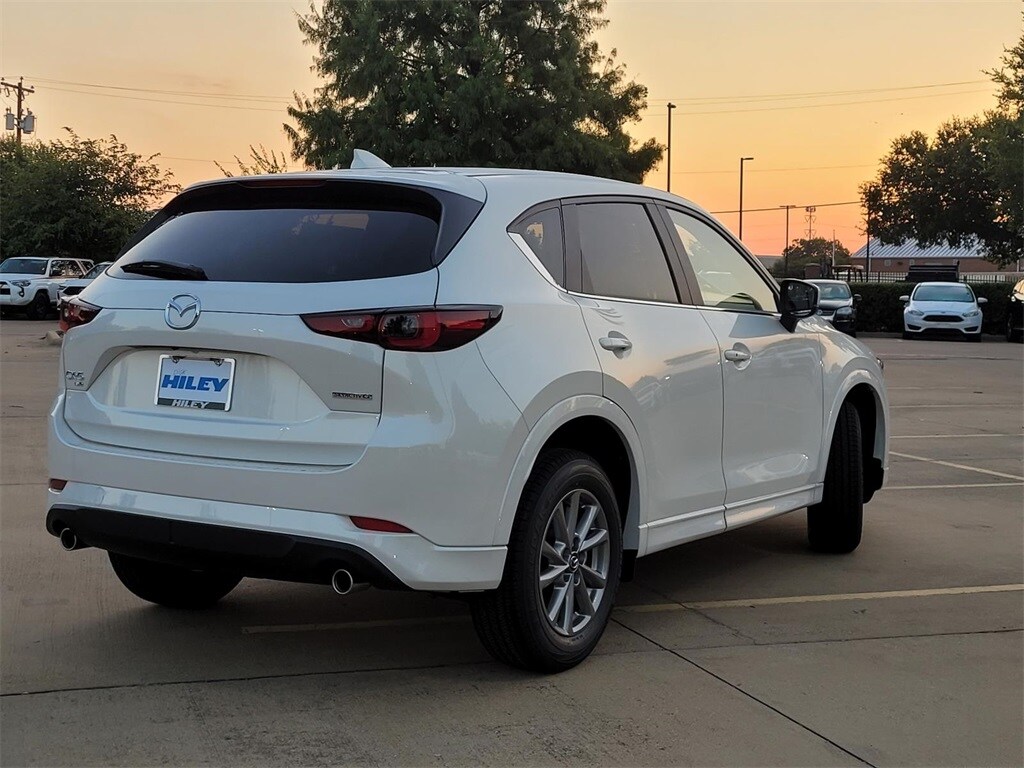 2025 Mazda CX-5 2.5 S Preferred photo 2