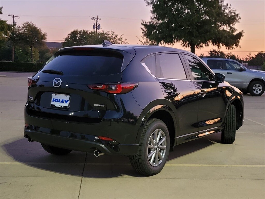 2025 Mazda CX-5 2.5 S Preferred photo 2