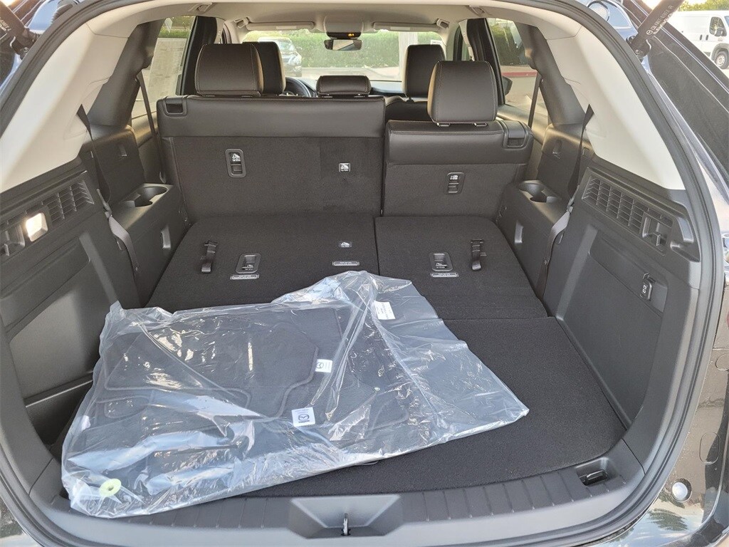 2025 Mazda CX-90 3.3 Turbo Select photo 4