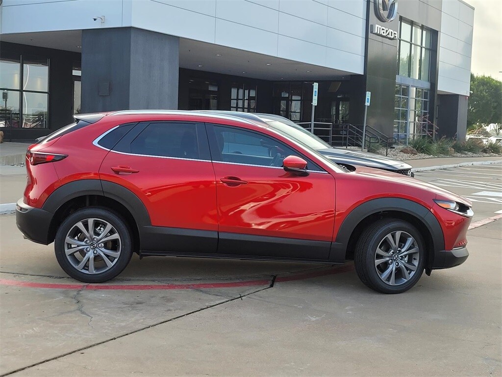 2025 Mazda CX-30 2.5 S Preferred photo 2