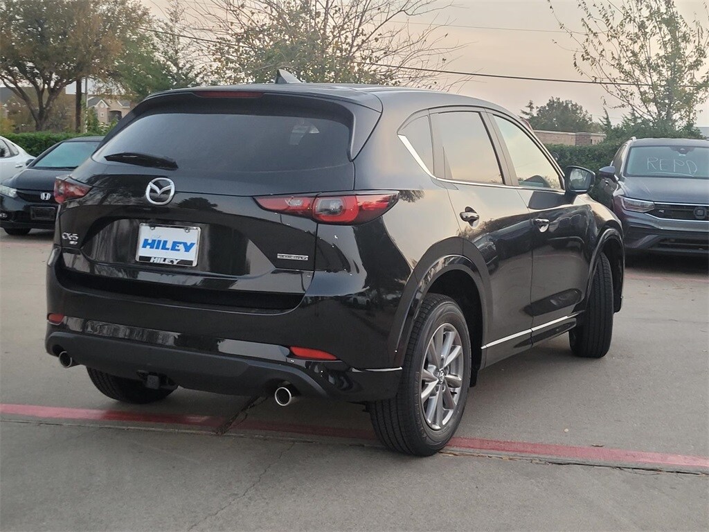 2025 Mazda CX-5 2.5 Select photo 3