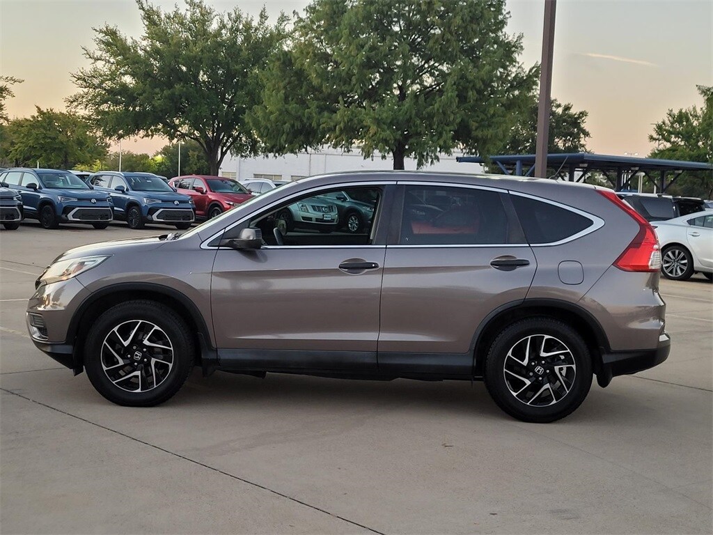 2016 Honda CR-V SE photo 4