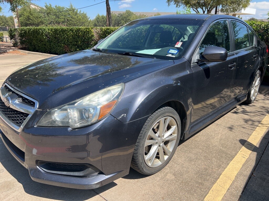 2013 Subaru Legacy 2.5i photo 3