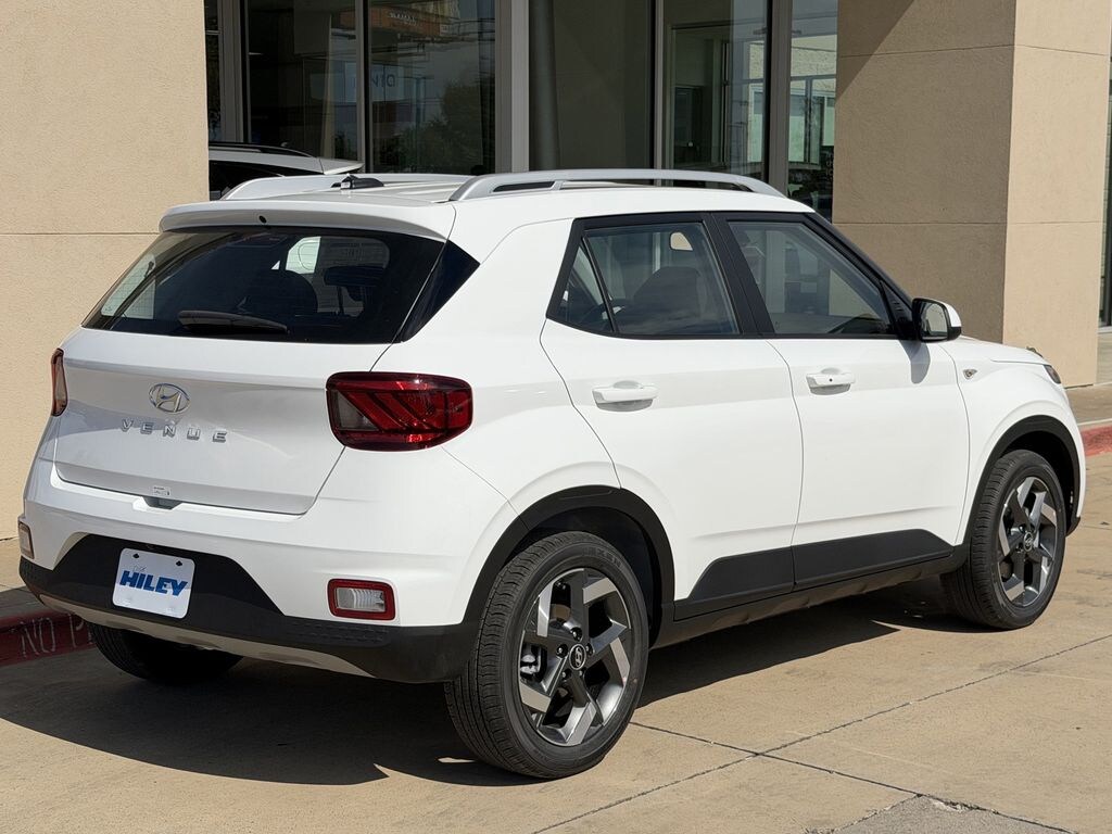 New 2026 Hyundai Venue SEL SUV