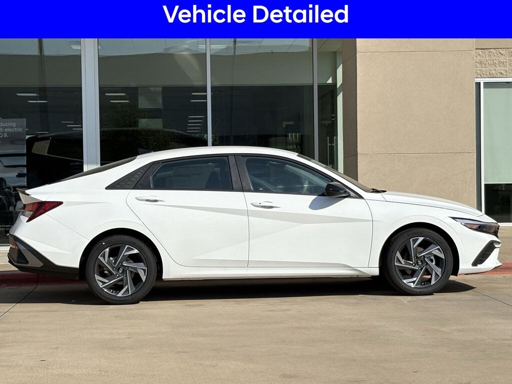 New 2025 Hyundai Elantra SEL Sport Sedan