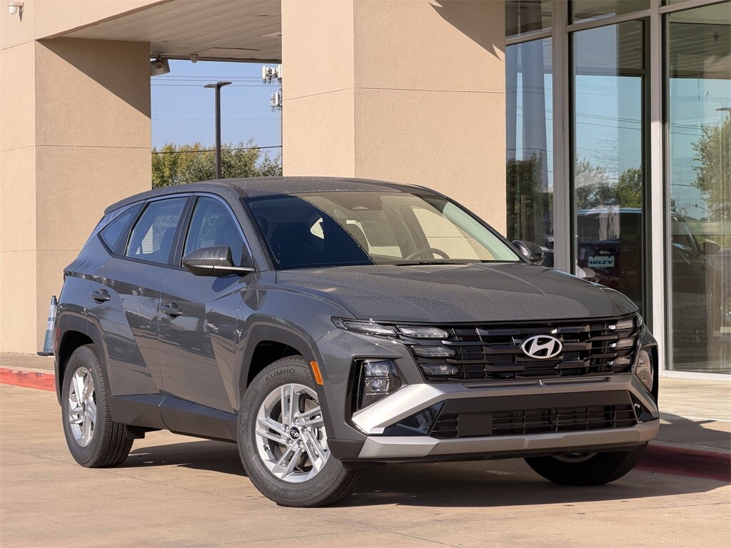 New 2026 Hyundai Tucson SE SUV