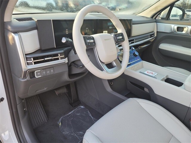 2025 Hyundai Santa Fe SEL photo 3