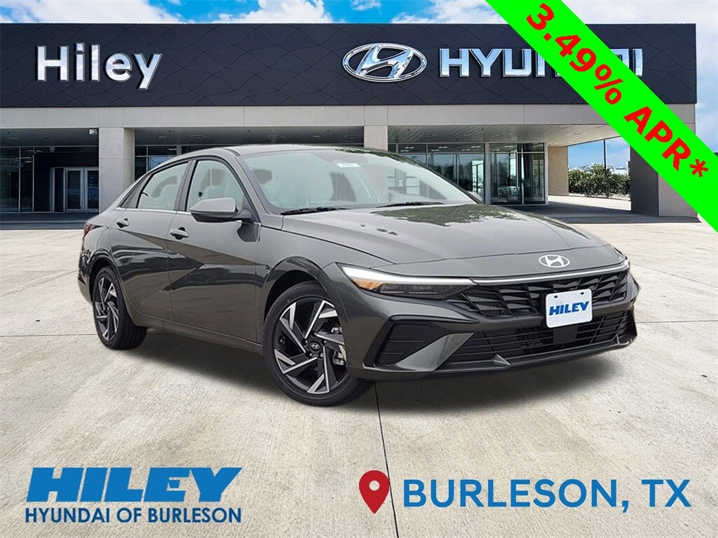 New 2025 Hyundai Elantra Limited Sedan