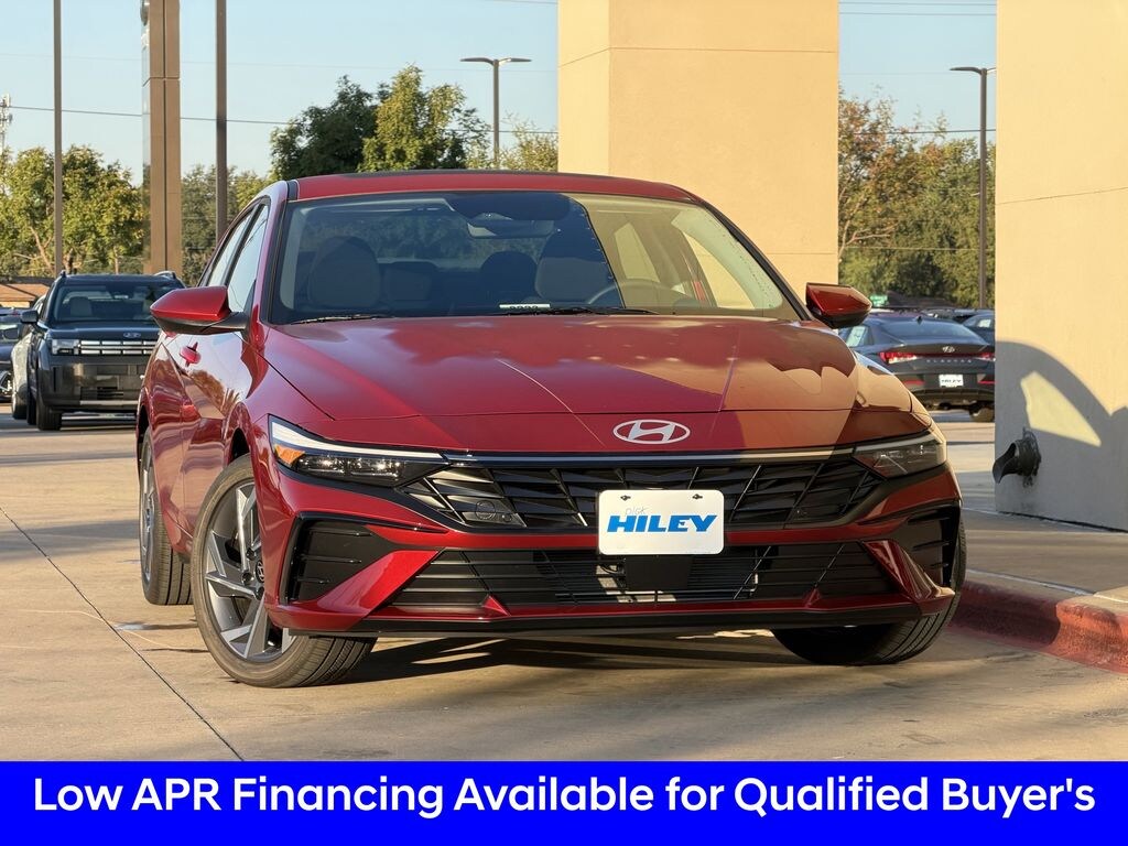 New 2025 Hyundai Elantra SEL Convenience Sedan