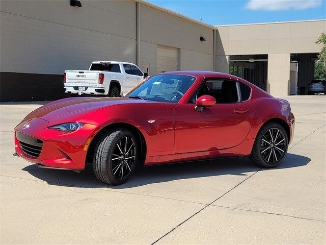 2025 Mazda MX-5 Miata Miata RF Grand Touring photo 3