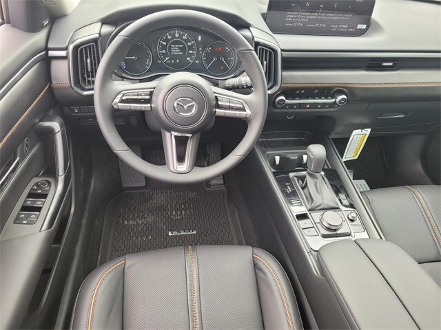 2025 Mazda CX-50 Premium Plus photo 2
