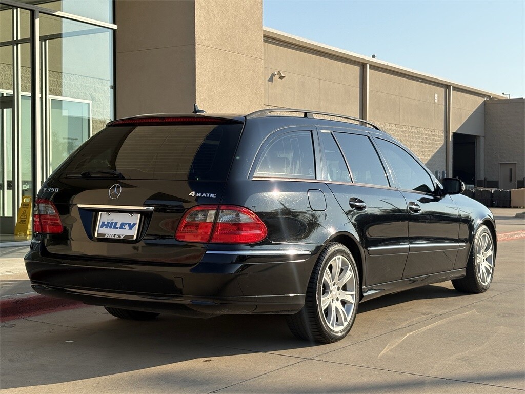 2009 Mercedes Benz E 350 4MATIC photo 4
