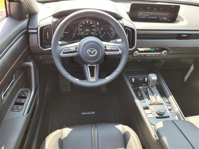 2025 Mazda CX-50 Premium Plus photo 2