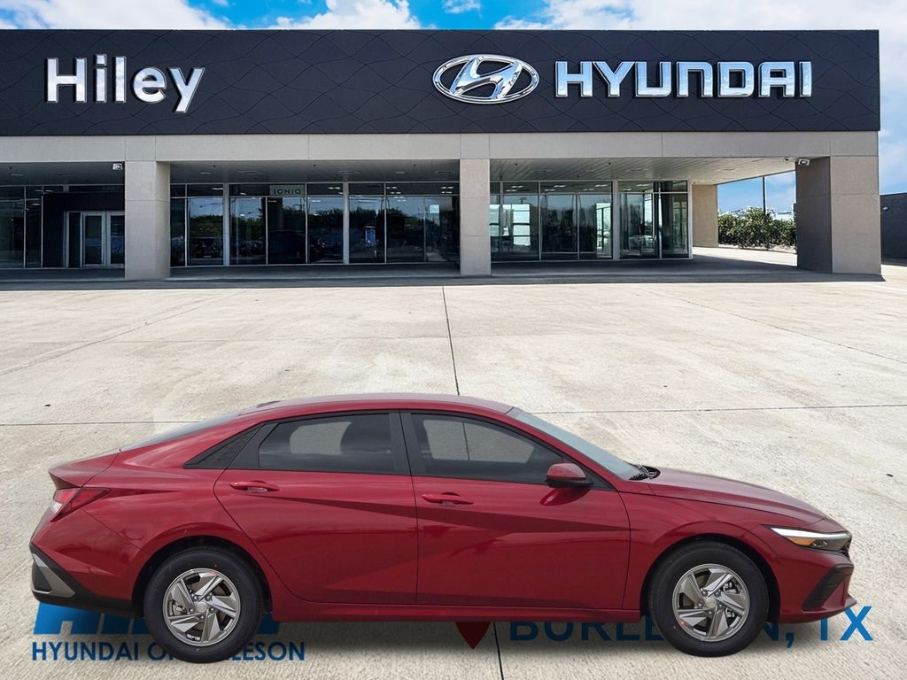 New 2026 Hyundai Elantra SE Sedan