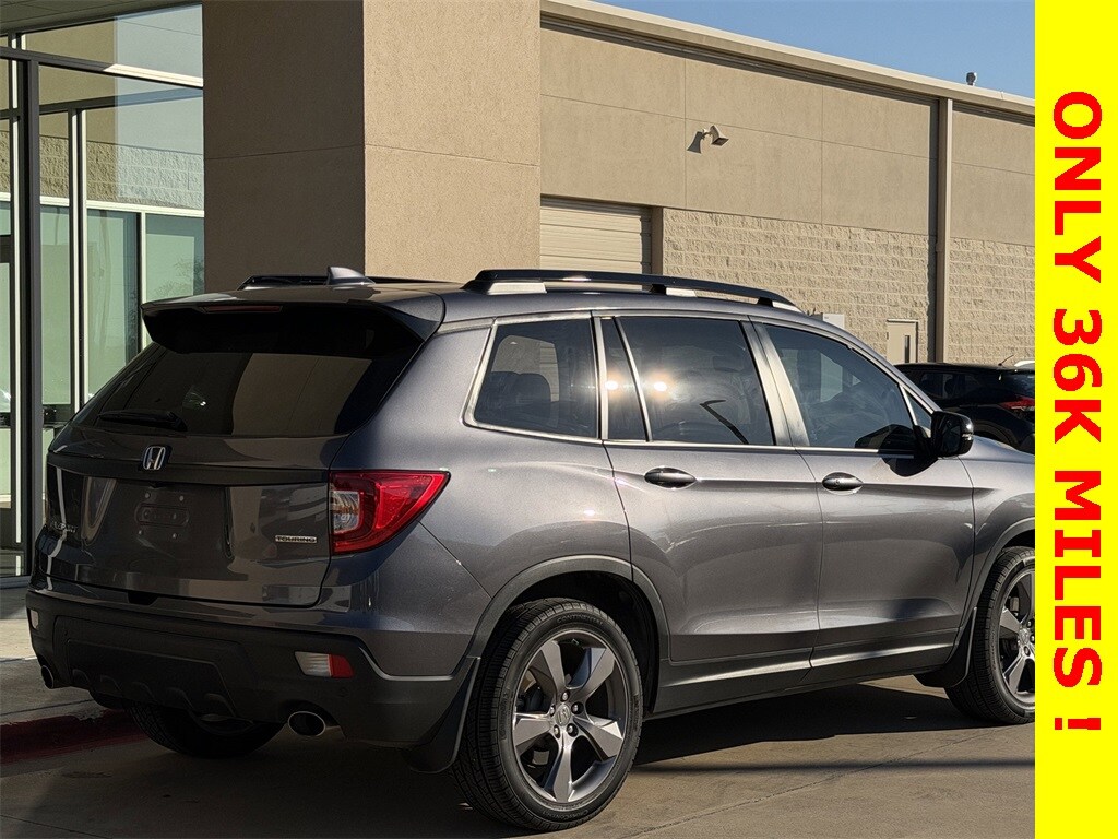 2021 Honda Passport Touring photo 2