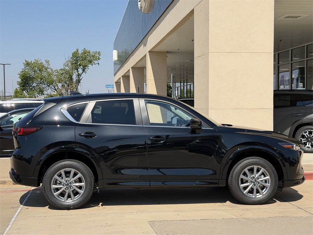 2025 Mazda CX-5 2.5 Select photo 3