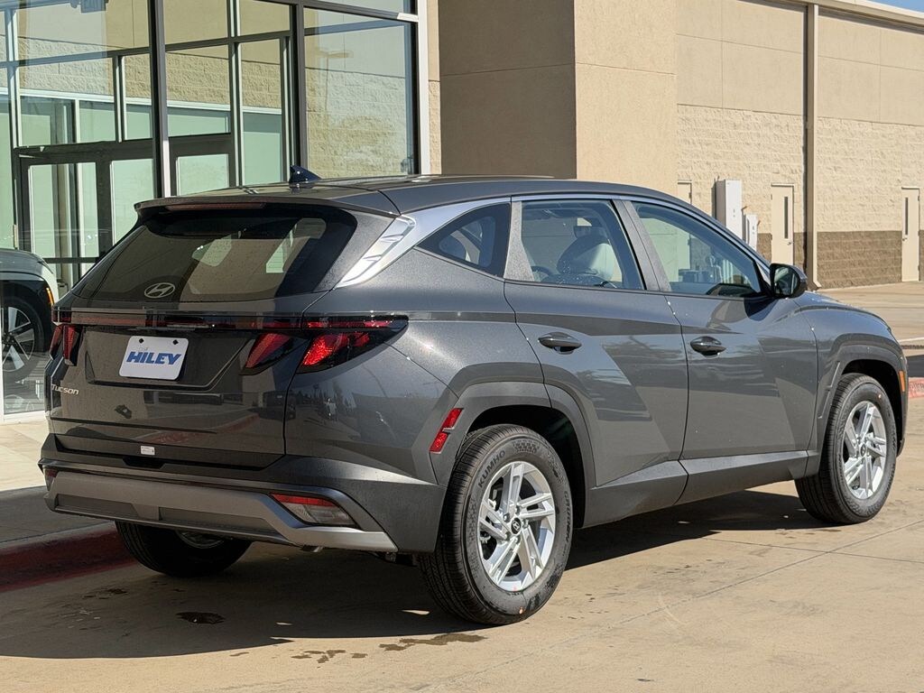 New 2026 Hyundai Tucson SE SUV