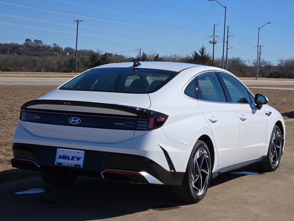 New 2026 Hyundai Sonata SEL Sport Sedan