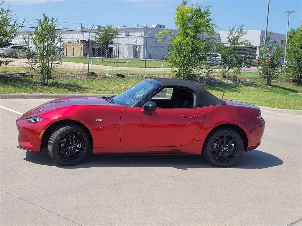 2025 Mazda MX-5 Miata Miata Sport photo 4