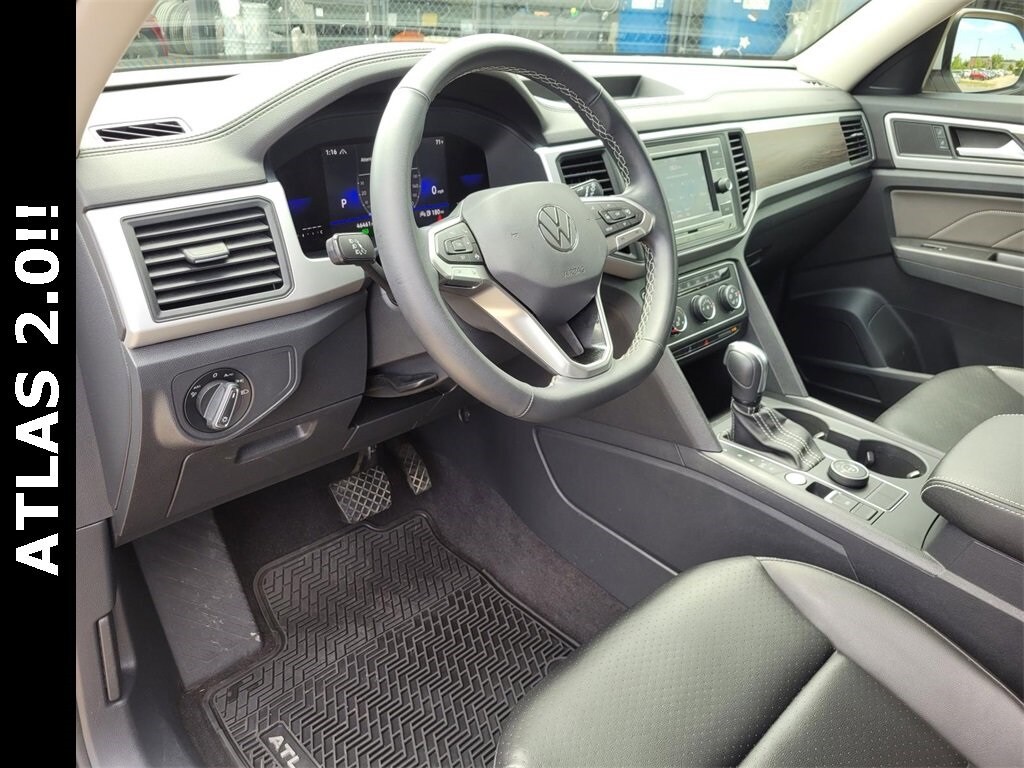 2022 Volkswagen Atlas SE photo 4