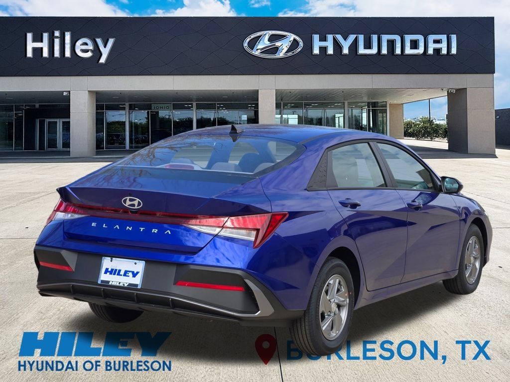 New 2026 Hyundai Elantra SE Sedan