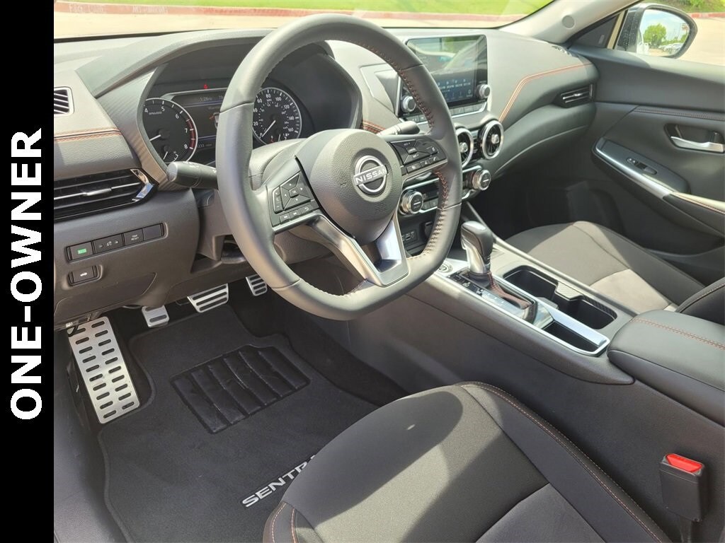 2024 Nissan Sentra SR photo 4