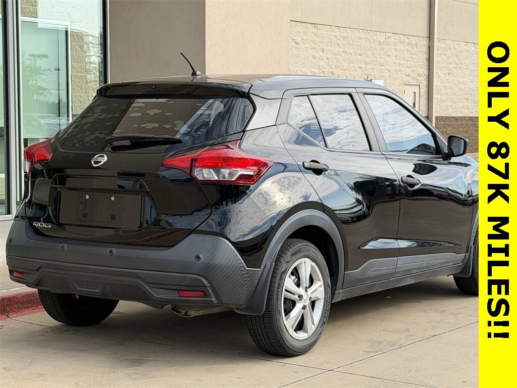 2020 Nissan Kicks S photo 4