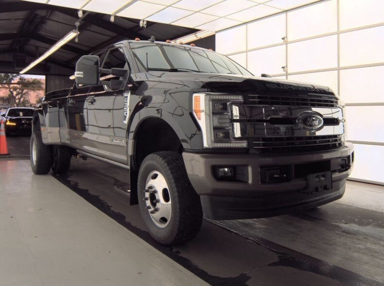 2019 Ford F-350 King Ranch photo 4