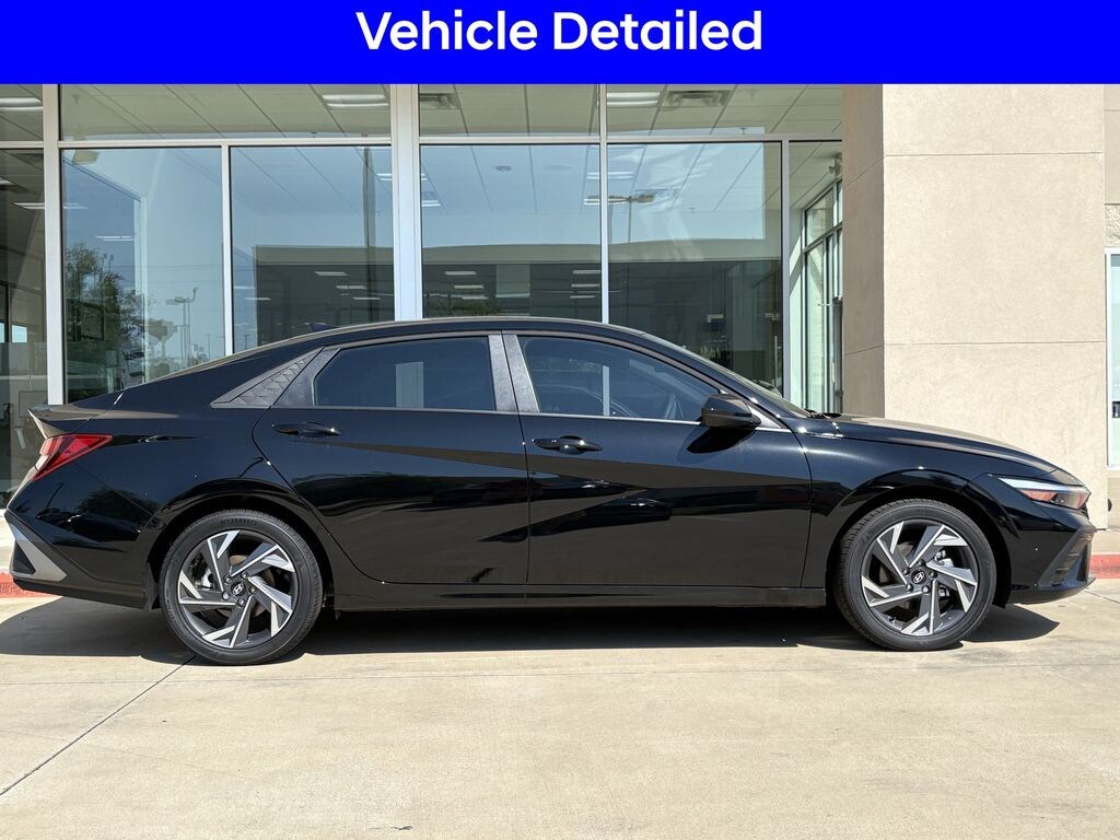New 2025 Hyundai Elantra SEL Sport Sedan