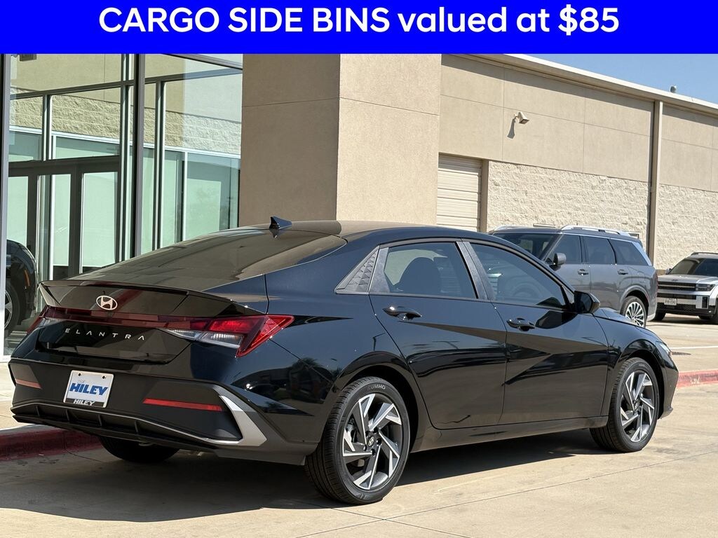 New 2025 Hyundai Elantra SEL Sport Sedan