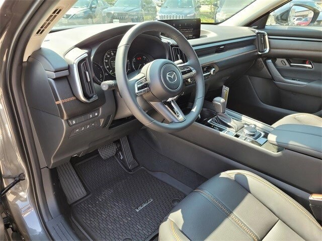 2025 Mazda CX-50 Premium Plus photo 4