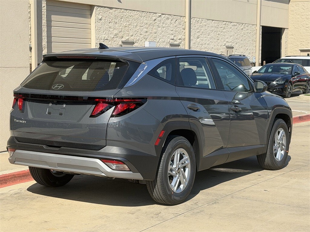 New 2026 Hyundai Tucson SE SUV