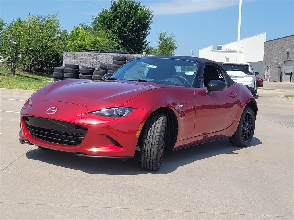 2025 Mazda MX-5 Miata Miata Sport photo 3