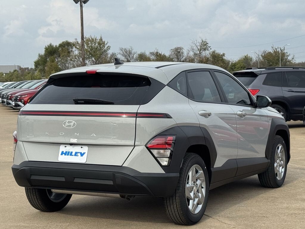 New 2026 Hyundai Kona SE SUV