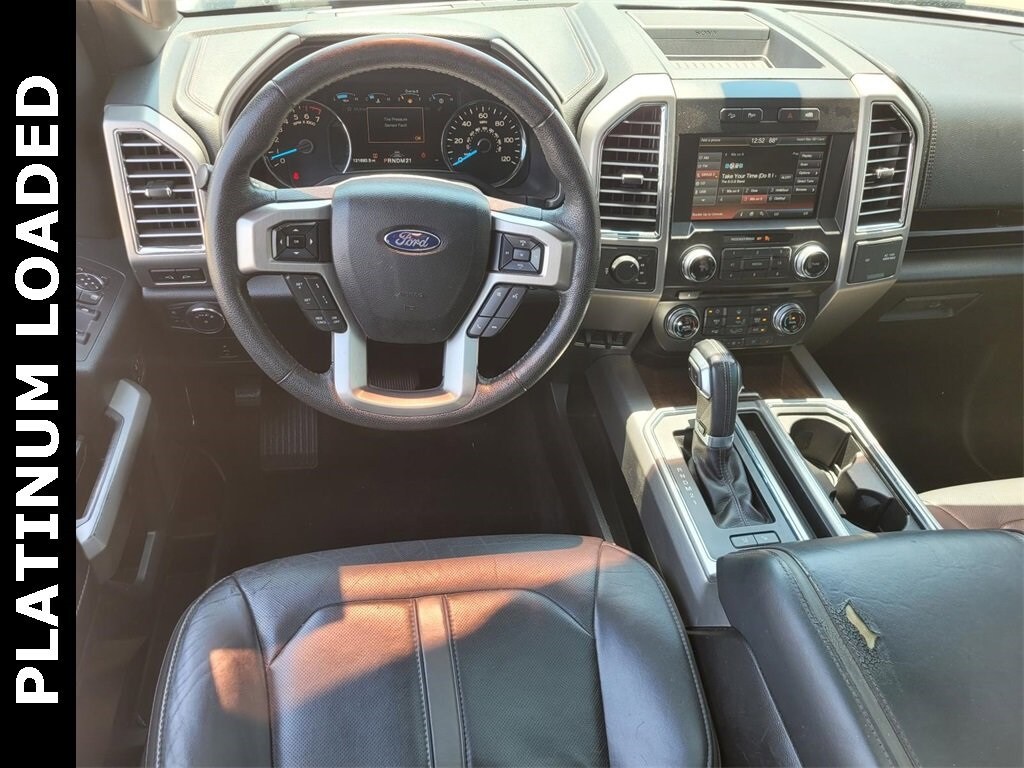 2015 Ford F-150 Platinum photo 2