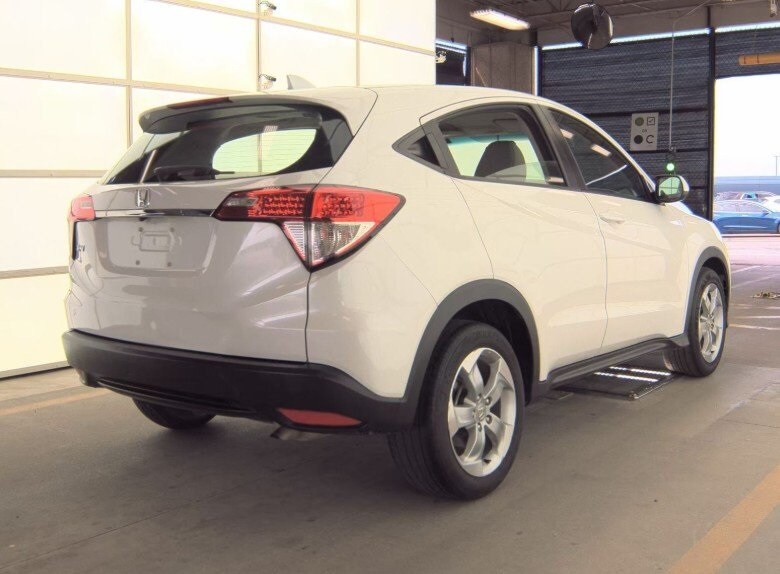 2020 Honda HR-V LX 2WD photo 2