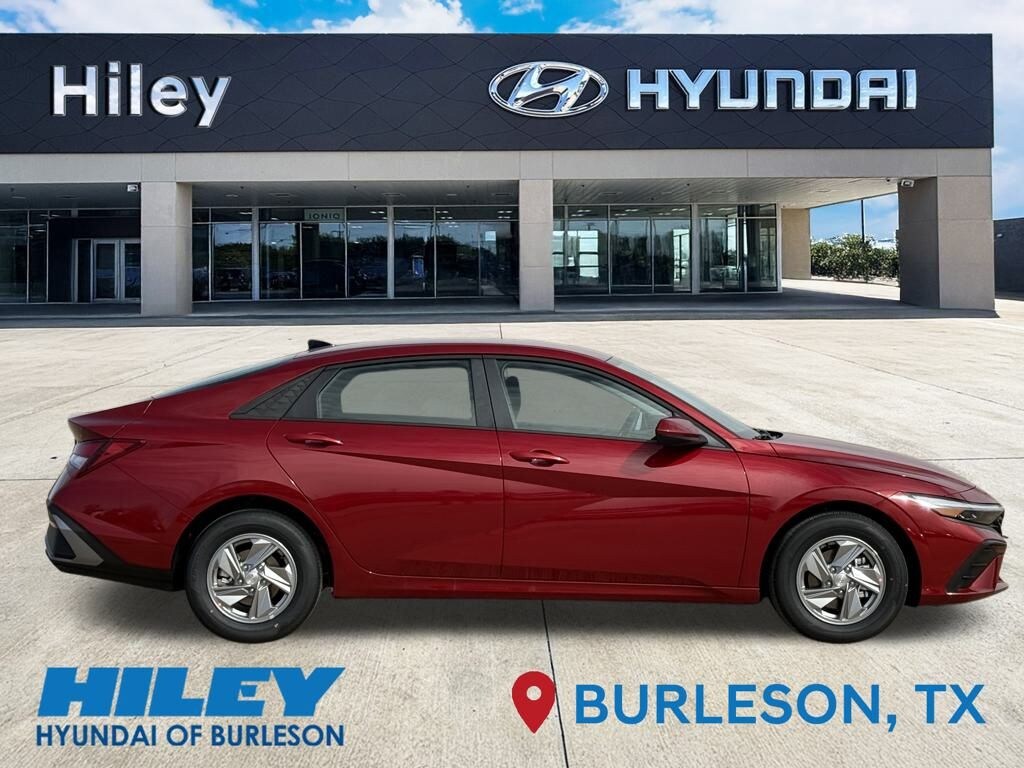 New 2026 Hyundai Elantra SE Sedan