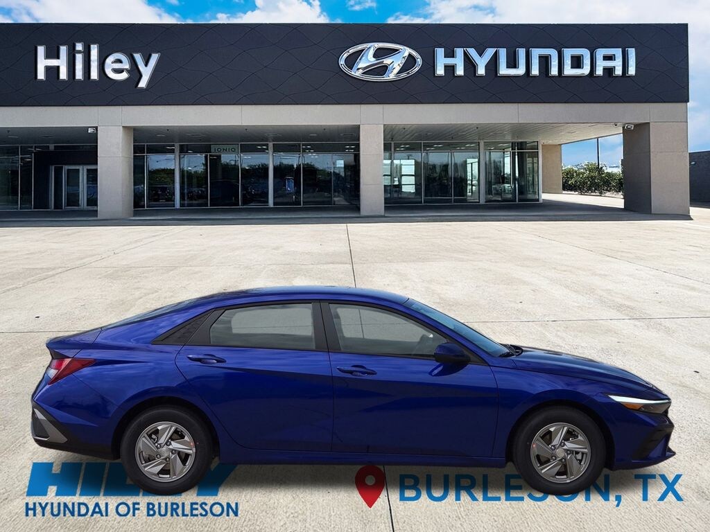 New 2026 Hyundai Elantra SE Sedan