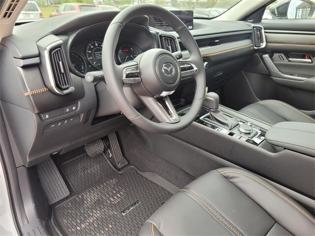 2025 Mazda CX-50 Premium Plus photo 4