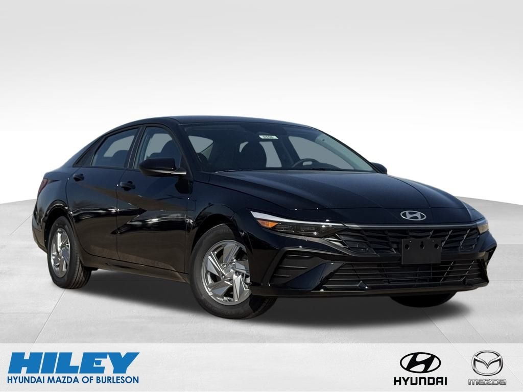 New 2026 Hyundai Elantra SE Sedan
