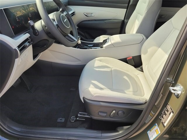 2025 Hyundai Tucson SEL photo 2
