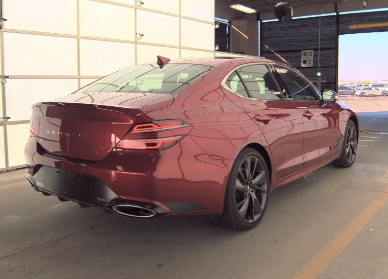 2022 Genesis G70 3.3T Sport Advanced photo 2