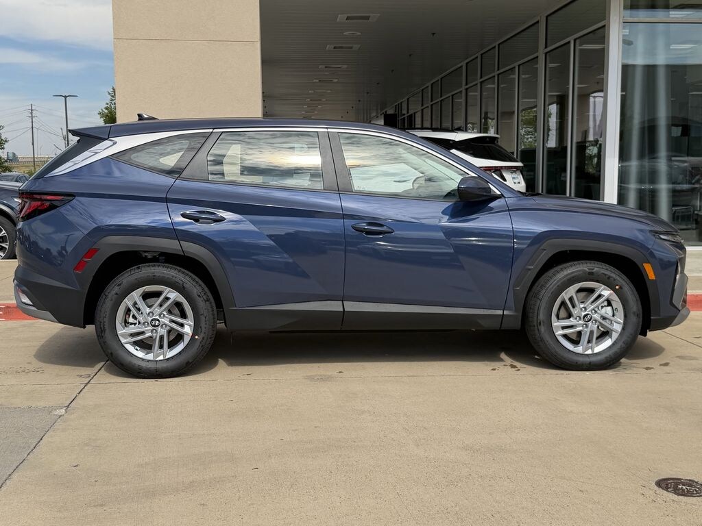 New 2026 Hyundai Tucson SE SUV