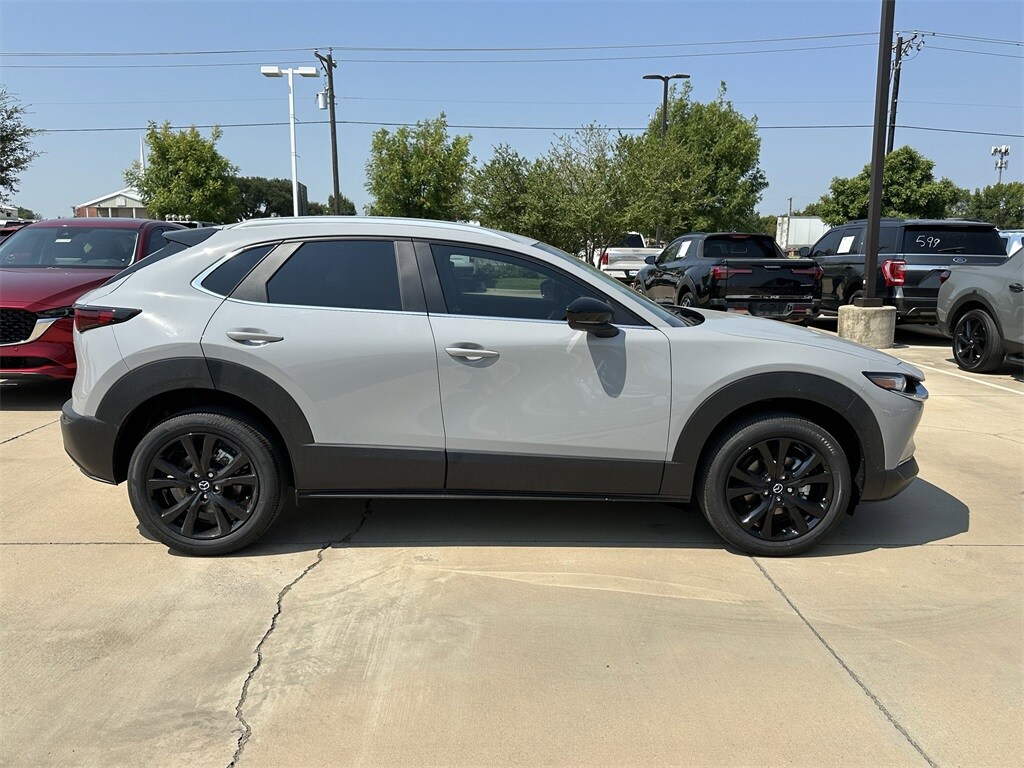 2025 Mazda CX-30 2.5 Select Sport photo 2